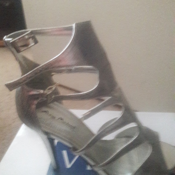 Shoes - Picture 2 of 2